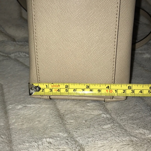 Michael Kors satchel - Picture 8 of 8